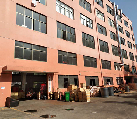 1-200612132430P5.jpg